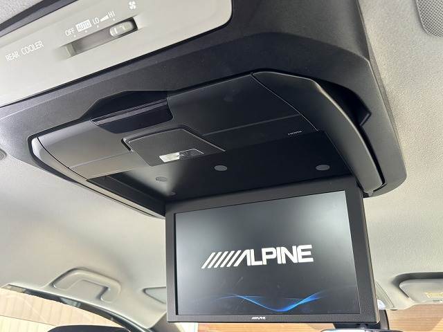 ヴォクシー◆ZS “煌II”7人 内装他