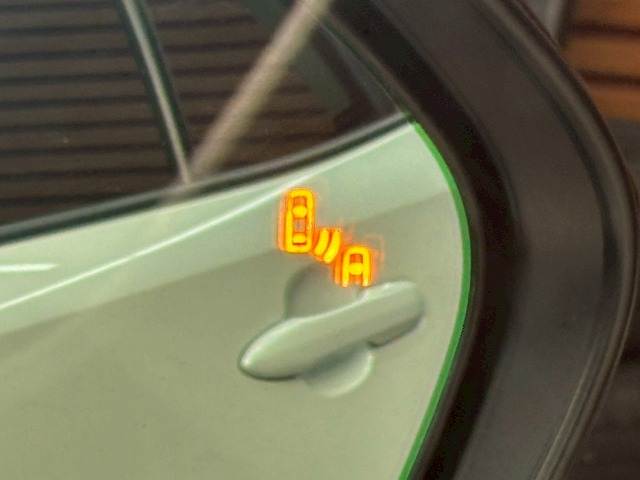 トヨタ カローラツーリングの画像6