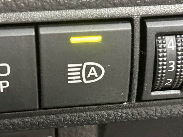 トヨタ カローラツーリングの画像15