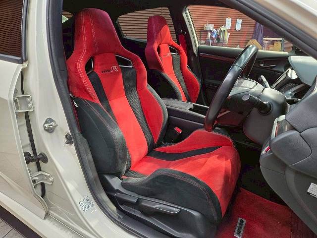 ホンダ シビックTYPE-Rの画像8