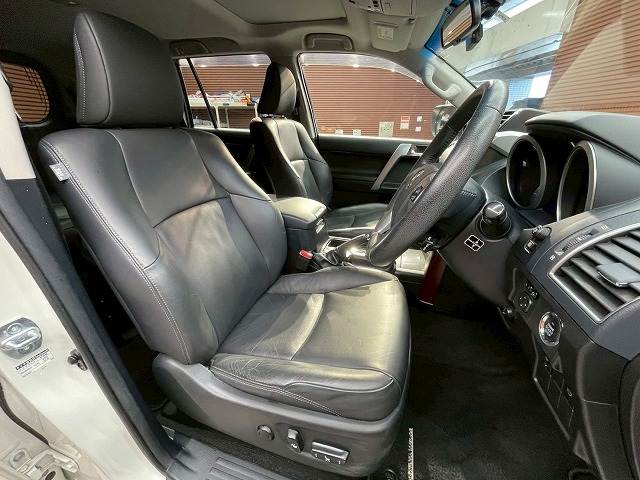 トヨタ ランドクルーザープラドの画像8