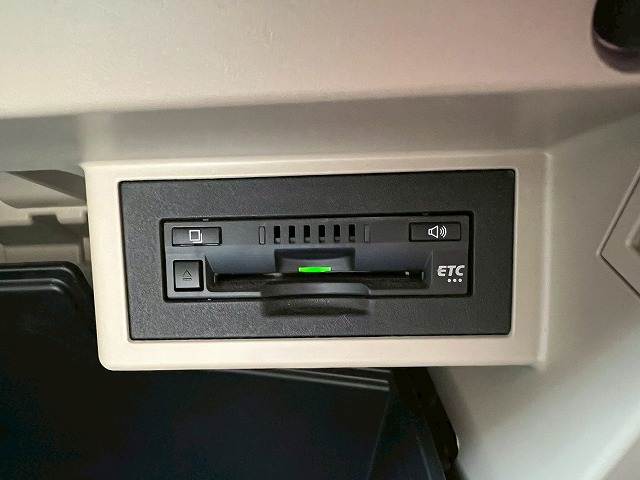 トヨタ ランドクルーザープラドの画像16