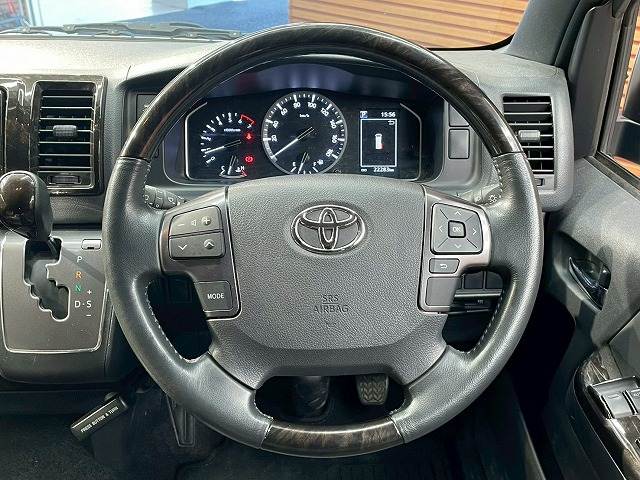 トヨタ ハイエースバンロングボディの画像13