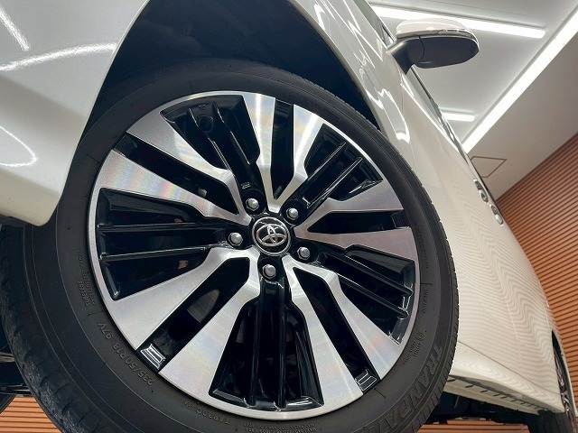 トヨタ アルファードの画像11