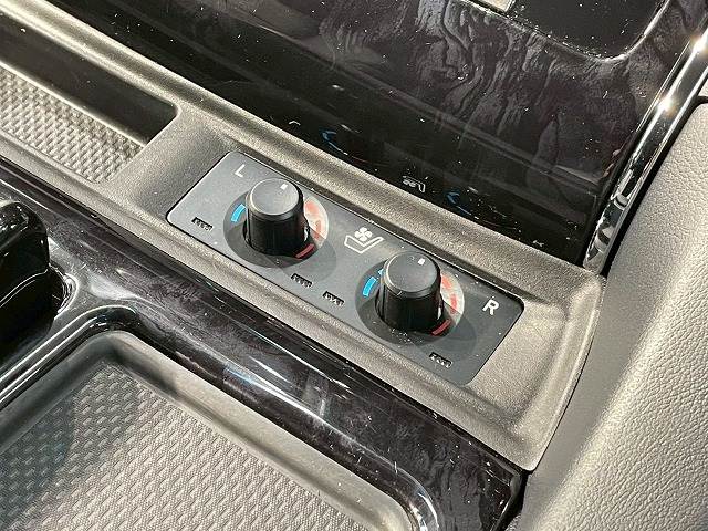 トヨタ アルファードの画像15