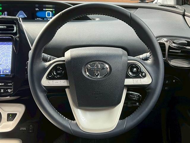 トヨタ プリウスの画像13