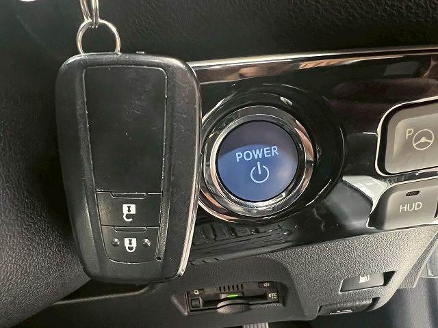 トヨタ プリウスの画像12