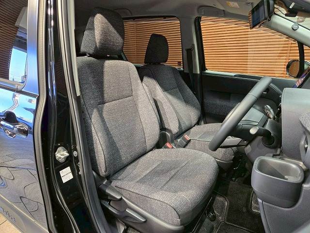 トヨタ シエンタハイブリッドの画像8