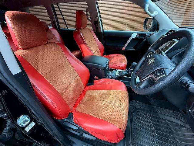 トヨタ ランドクルーザープラドの画像8