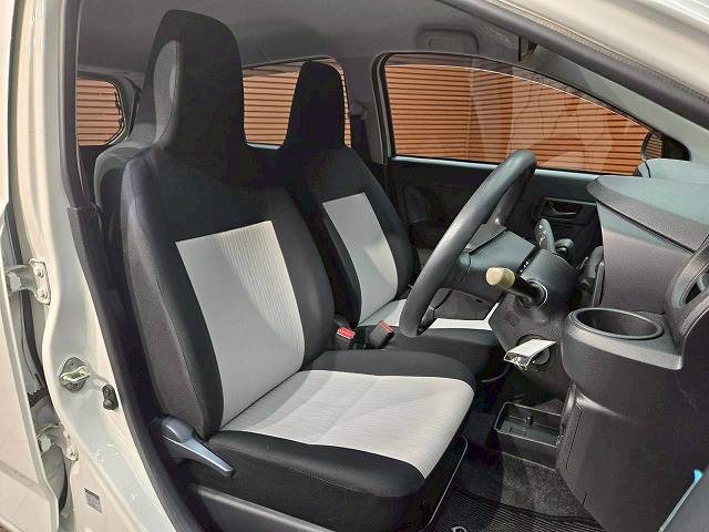 ダイハツ ミライースの画像8