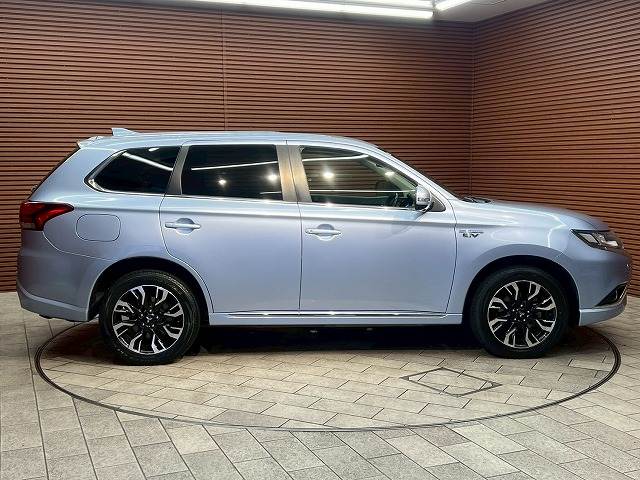 三菱&nbsp;アウトランダーPHEVの画像18