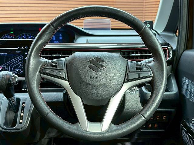 スズキ ワゴンRスティングレーの画像13