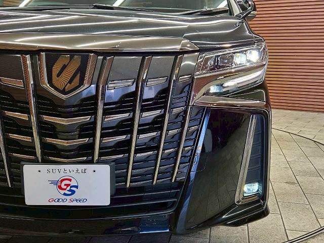 トヨタ アルファードの画像10