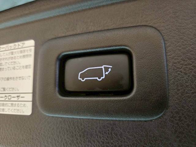 トヨタ アルファードの画像12