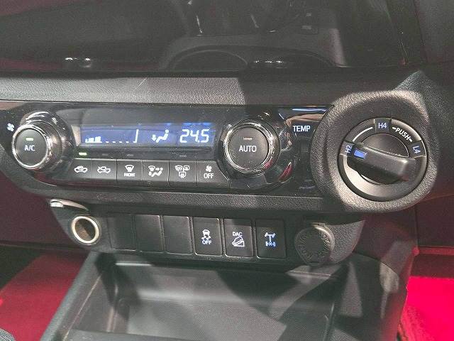 トヨタ&nbsp;ハイラックスの画像12