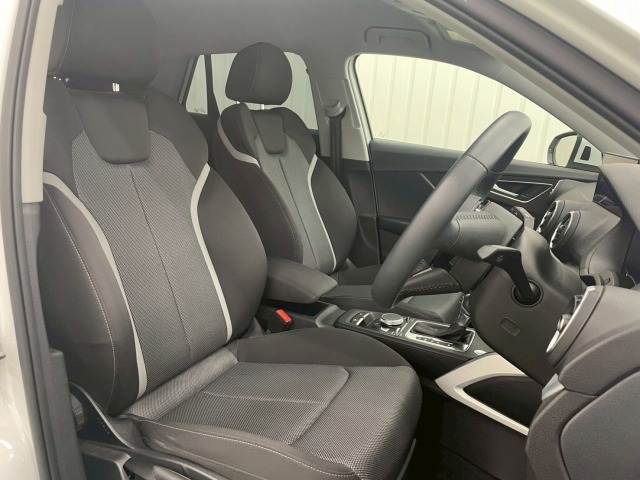 アウディ Q2の画像9