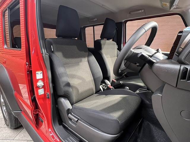 スズキ ジムニーノマドの画像8