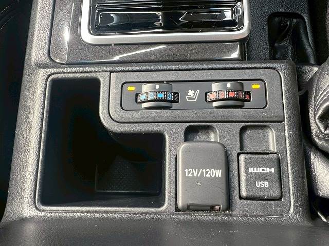 トヨタ&nbsp;ランドクルーザープラドの画像15