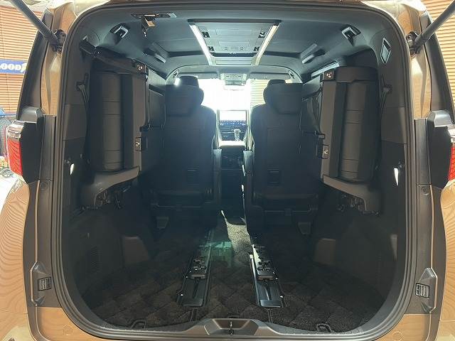 トヨタ&nbsp;アルファードの画像20