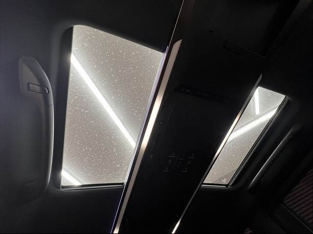 トヨタ&nbsp;アルファードの画像6