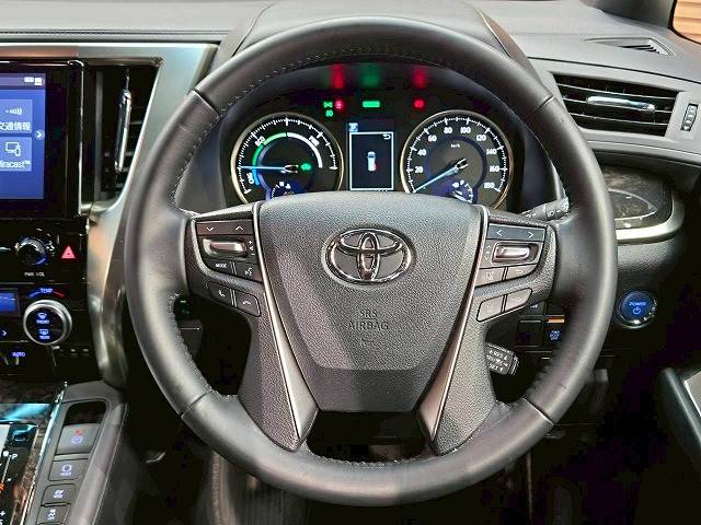 トヨタ&nbsp;アルファードハイブリッドの画像13