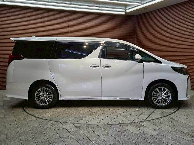 トヨタ&nbsp;アルファードハイブリッドの画像18