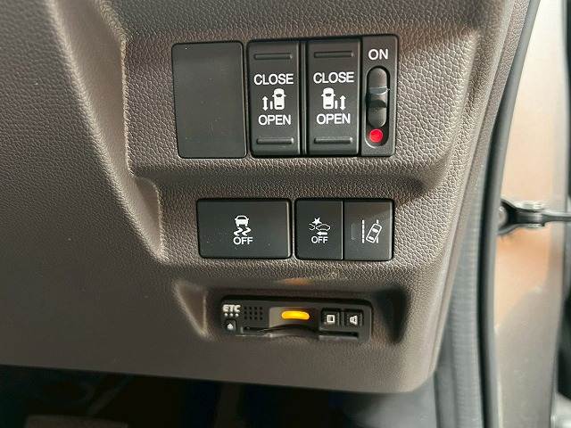 ホンダ&nbsp;フリードハイブリッドの画像5