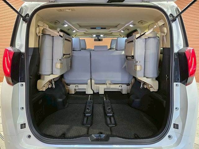 トヨタ&nbsp;アルファードの画像20