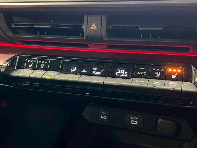 トヨタ&nbsp;プリウスの画像13