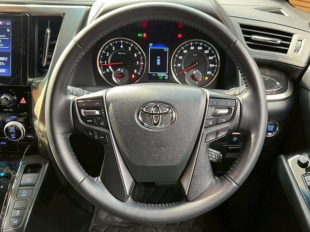 トヨタ&nbsp;アルファードの画像13