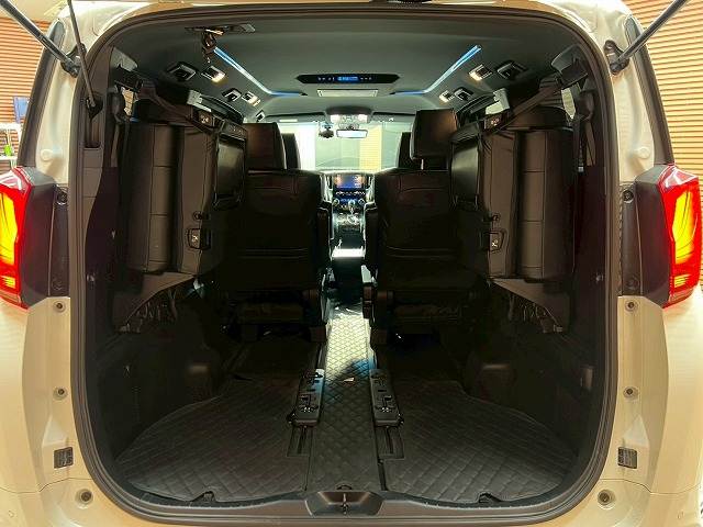 トヨタ&nbsp;アルファードの画像20