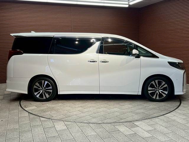 トヨタ&nbsp;アルファードの画像18