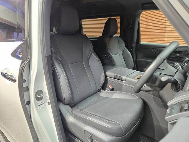 トヨタ アルファードの画像8