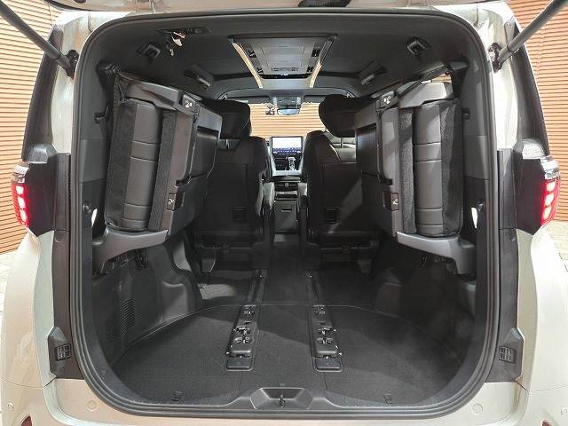 トヨタ アルファードの画像20