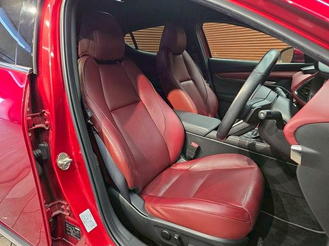 マツダ&nbsp;MAZDA3 FASTBACKの画像8