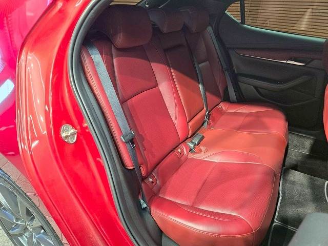 マツダ&nbsp;MAZDA3 FASTBACKの画像9