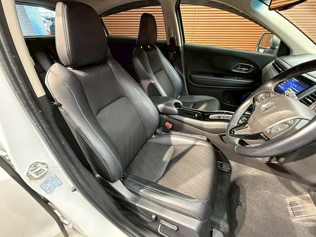 ホンダ&nbsp;ヴェゼルハイブリッドの画像8