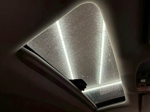 トヨタ&nbsp;アルファードの画像5