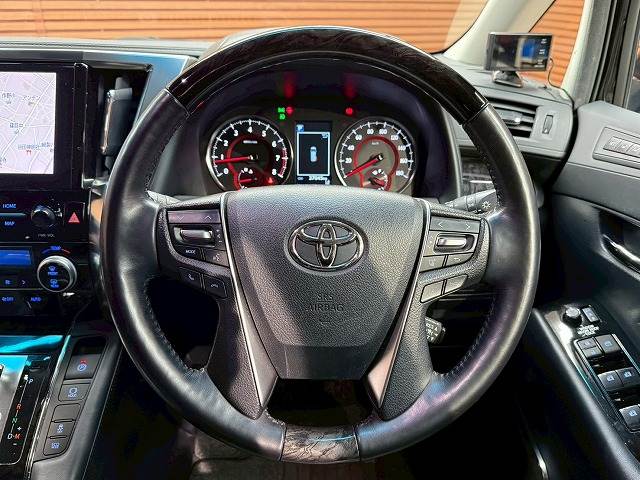 トヨタ&nbsp;アルファードの画像13