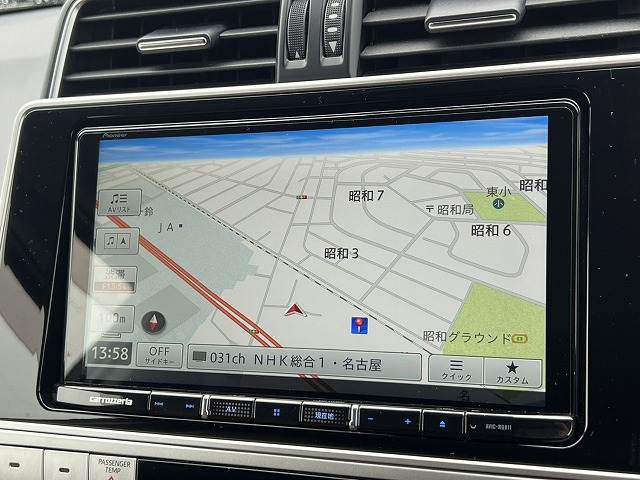 トヨタ&nbsp;ランドクルーザープラドの画像3