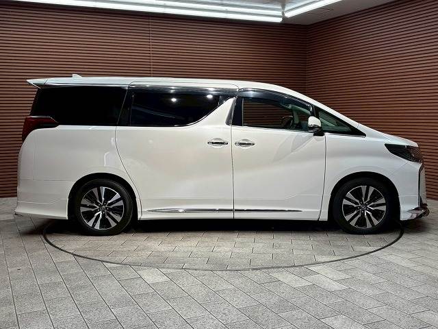 トヨタ&nbsp;アルファードの画像18