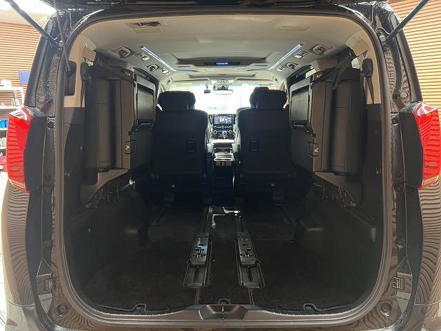 トヨタ&nbsp;アルファードの画像20