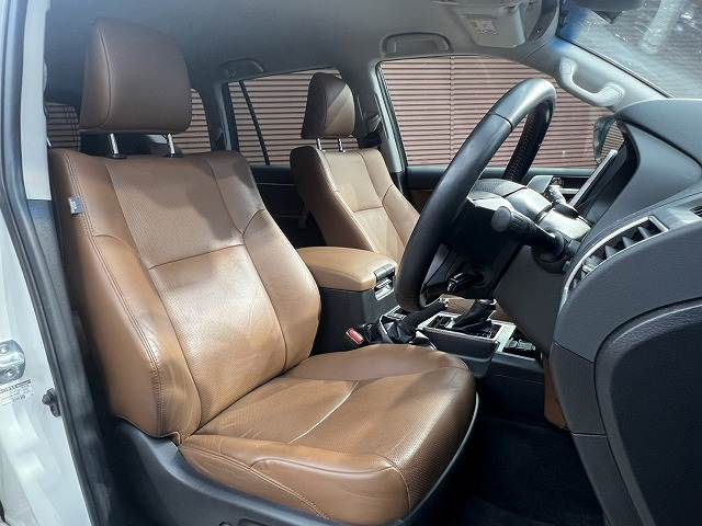 トヨタ&nbsp;ランドクルーザープラドの画像8