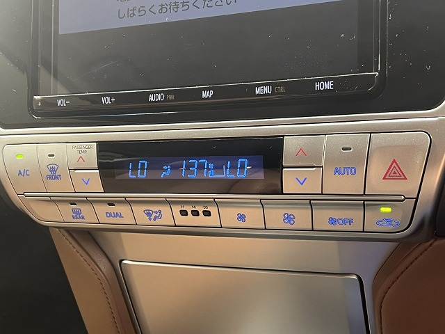 トヨタ&nbsp;ランドクルーザープラドの画像12