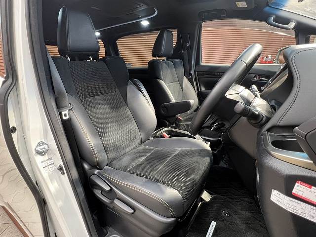 トヨタ&nbsp;アルファードの画像8