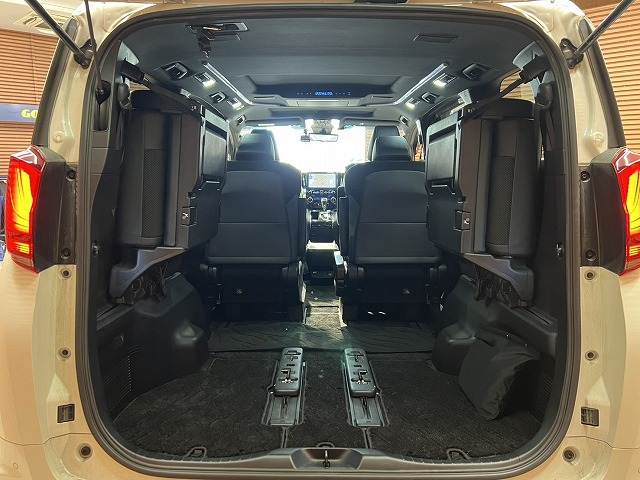 トヨタ&nbsp;アルファードの画像20