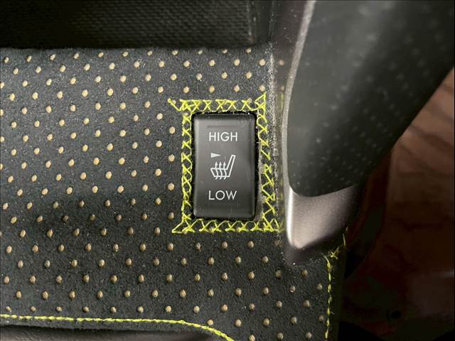 フォレスター2.0i-L 内装他