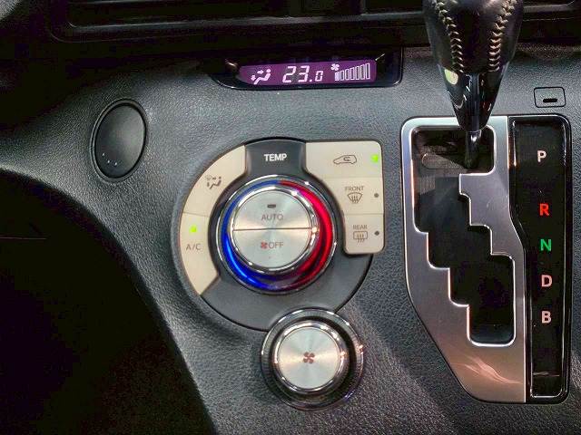 トヨタ&nbsp;シエンタハイブリッドの画像12