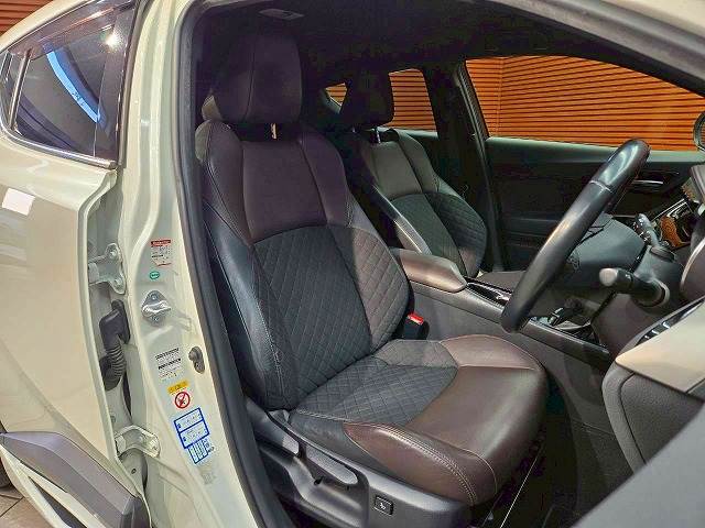 トヨタ&nbsp;C-HRの画像8