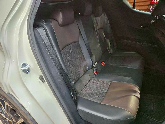 トヨタ&nbsp;C-HRの画像9